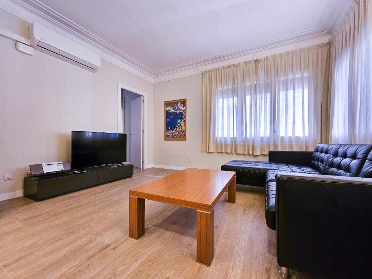 Classbedroom Park Gueell Apartment — Photos 3